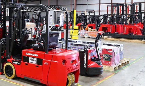 lift trucks for rent